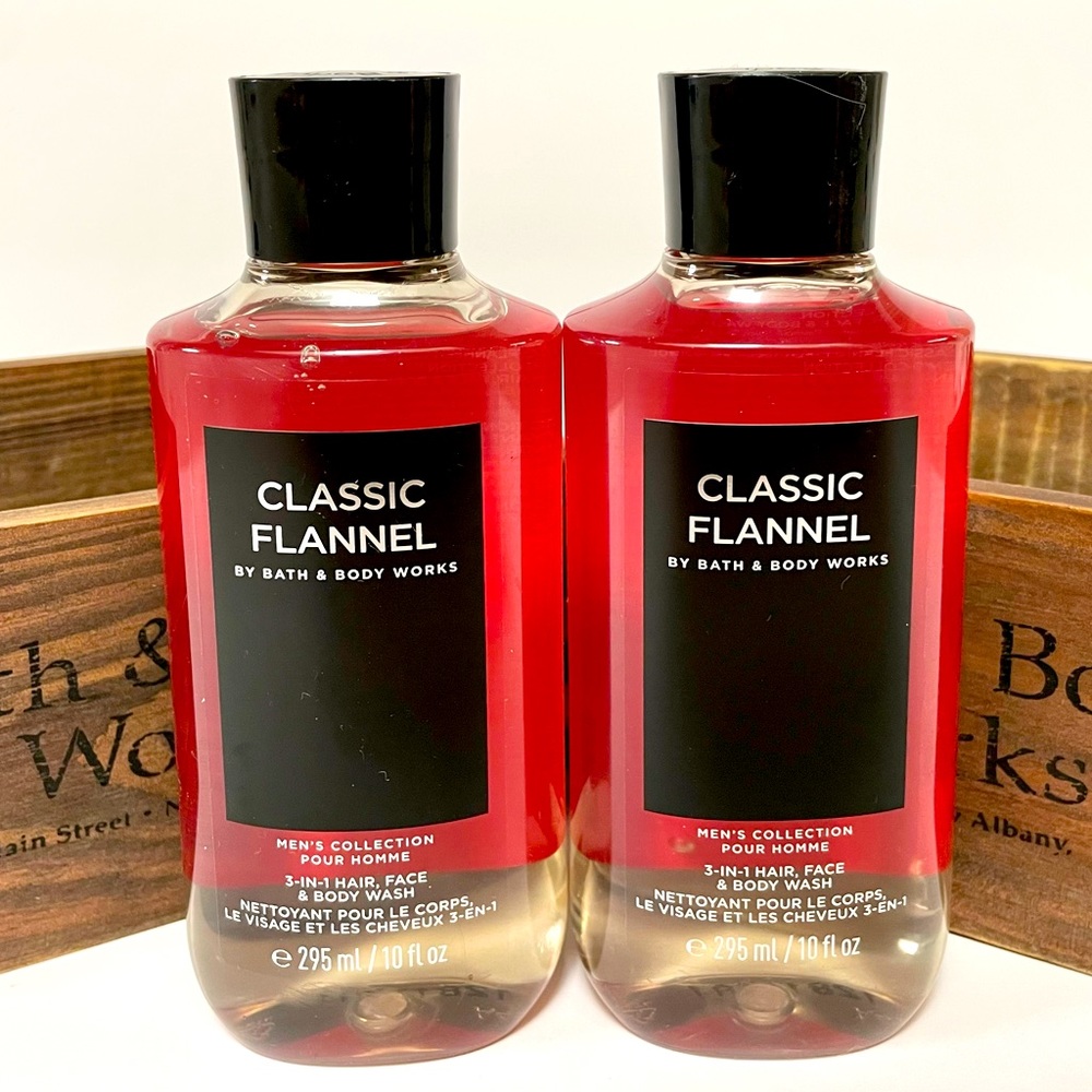 Bath & Body Works Classic Flannel Shower Gel x 2. Never opened!
